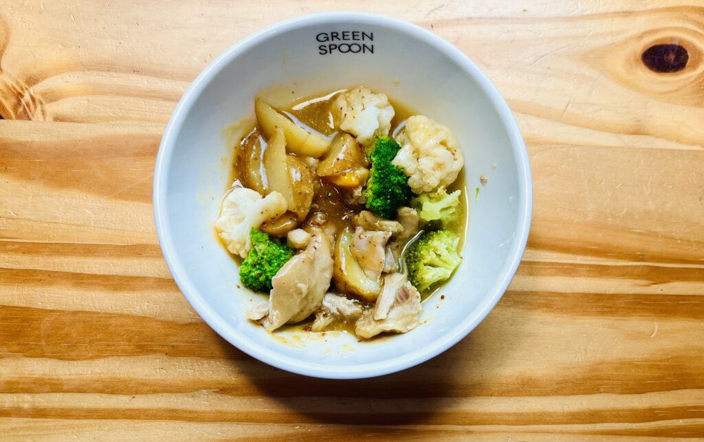 GREEN SPOON メインディッシュ 黄パプリカとじゃがいもの特製ハニーマスタードチキン